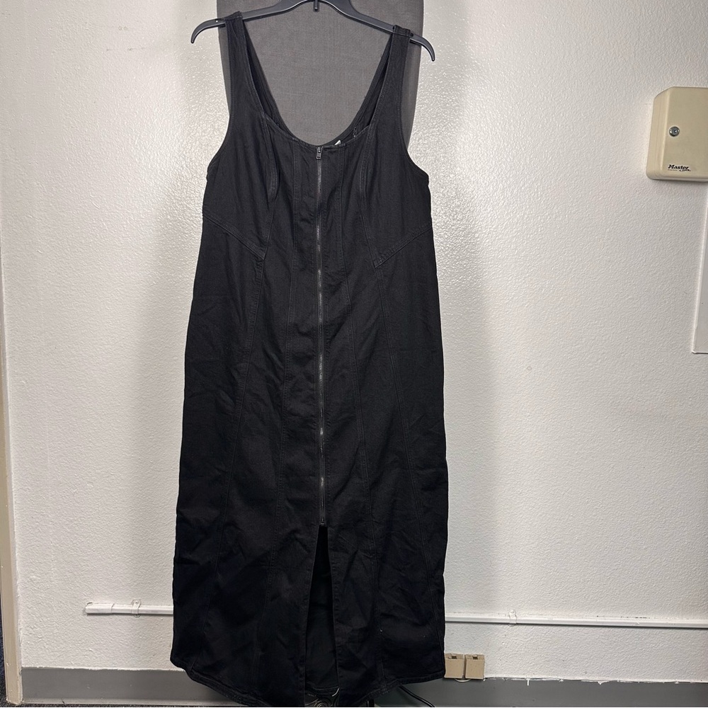 Universal Thread |‎ Black Denim Midi Dress